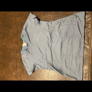 Scrub shirt